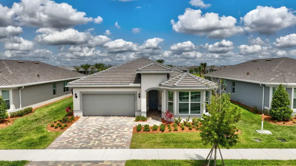 13994 SW Gingerline Drive Port St Lucie FL 34987