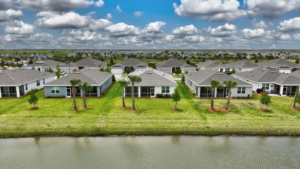 13994 SW Gingerline Drive Port St Lucie FL 34987