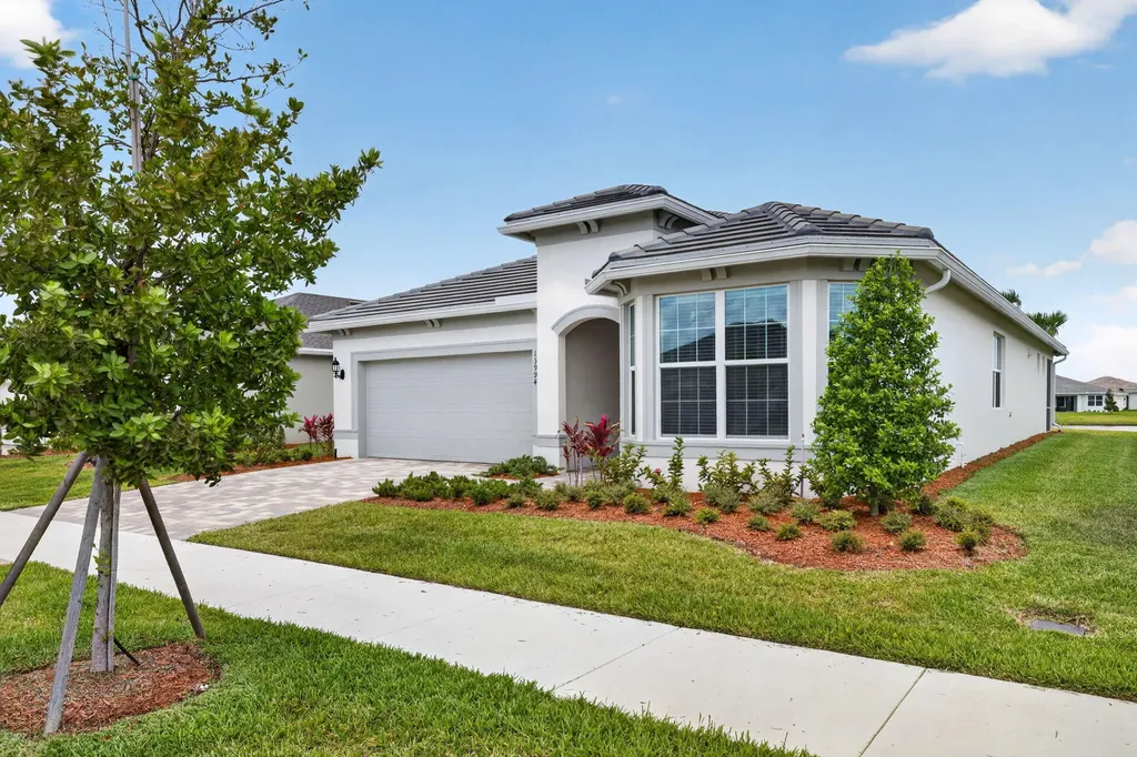 13994 SW Gingerline Drive Port St Lucie FL 34987