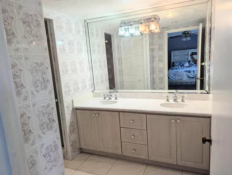 6651 Racquet Club Drive Lauderhill FL 33319
