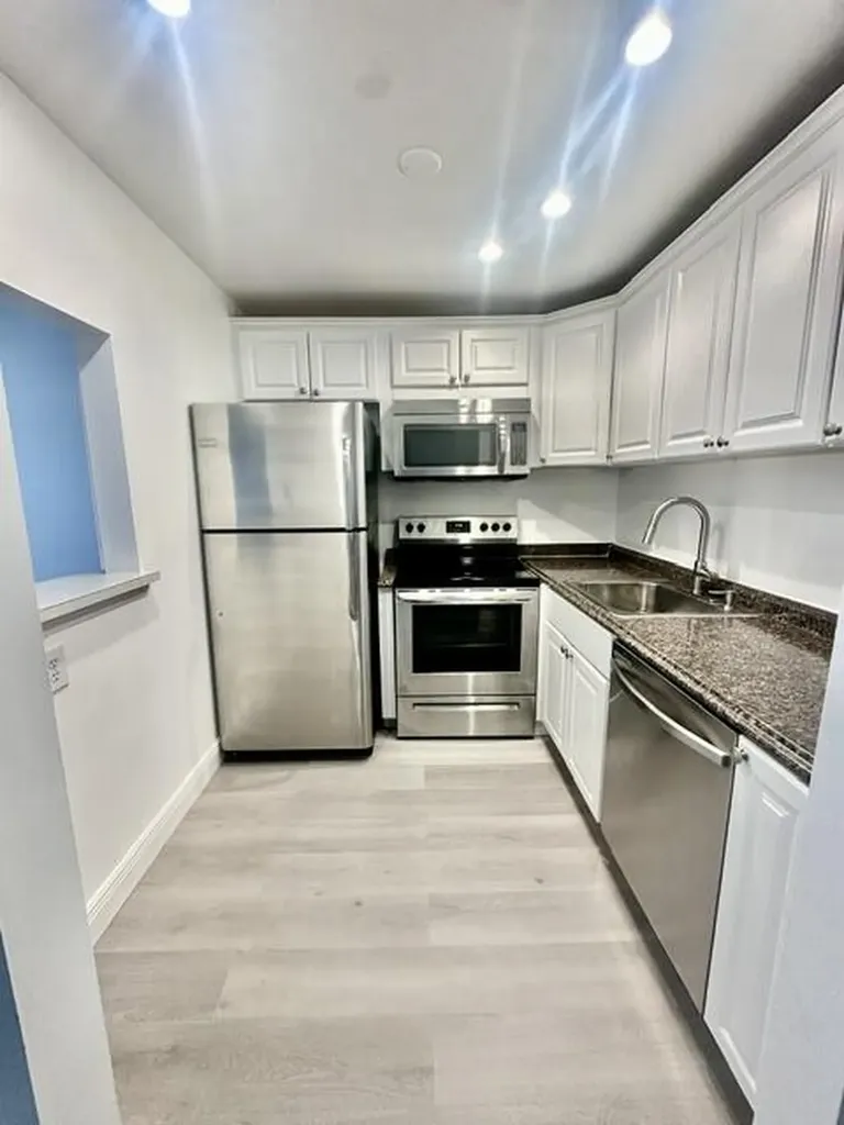 251 Brighton F Boca Raton FL 33434