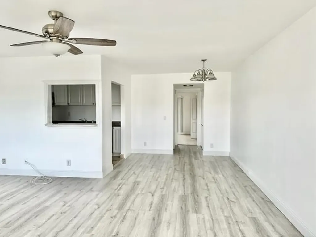 251 Brighton F Boca Raton FL 33434