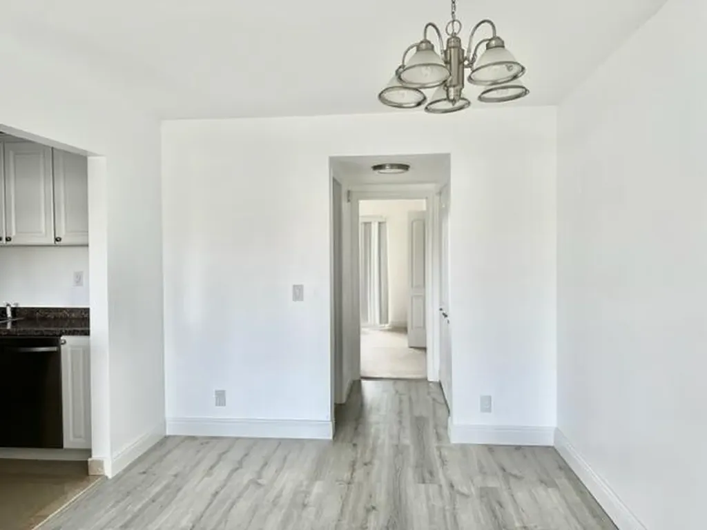 251 Brighton F Boca Raton FL 33434