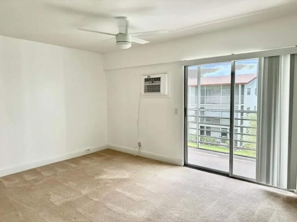 251 Brighton F Boca Raton FL 33434