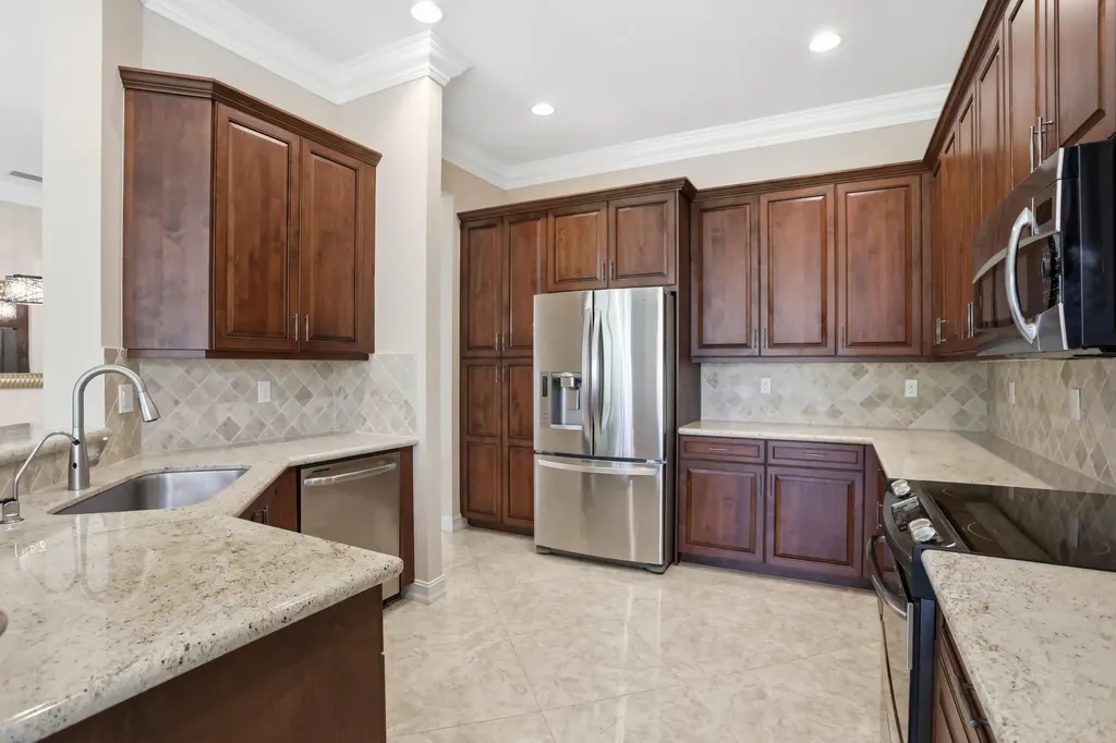 10825 Leaf Bridge Way Boynton Beach FL 33473