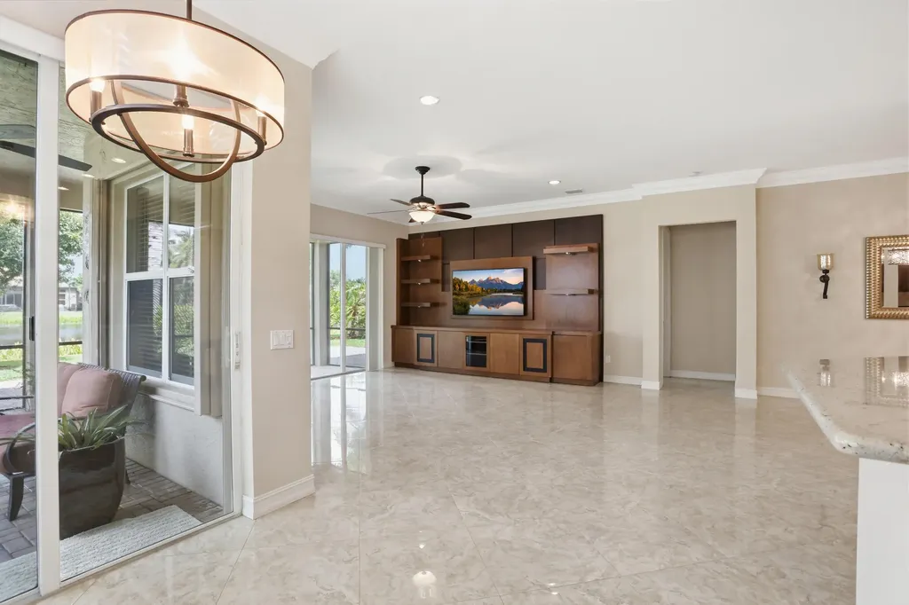 10825 Leaf Bridge Way Boynton Beach FL 33473