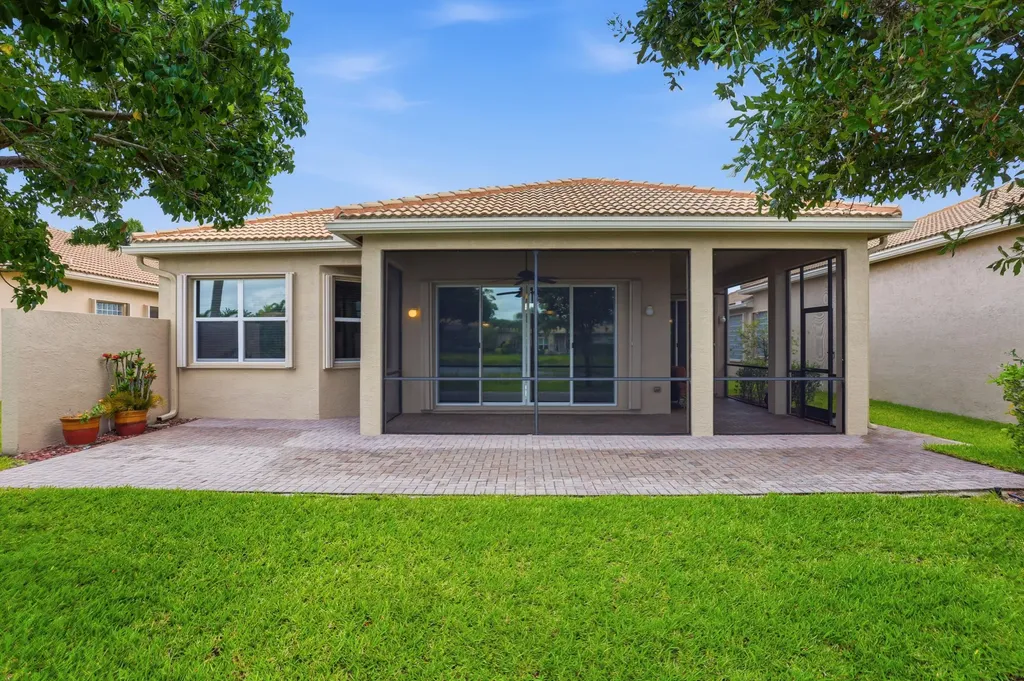 10825 Leaf Bridge Way Boynton Beach FL 33473