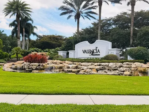 10825 Leaf Bridge Way Boynton Beach FL 33473