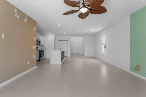 2405 88th Avenue Vero Beach FL 32966
