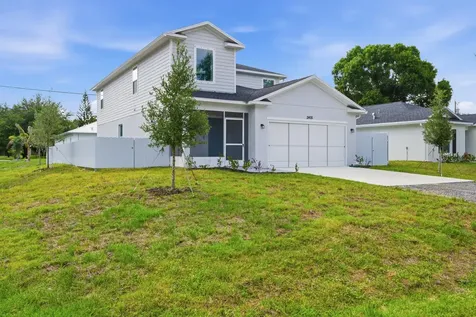 2405 88TH Avenue Vero Beach FL 32966