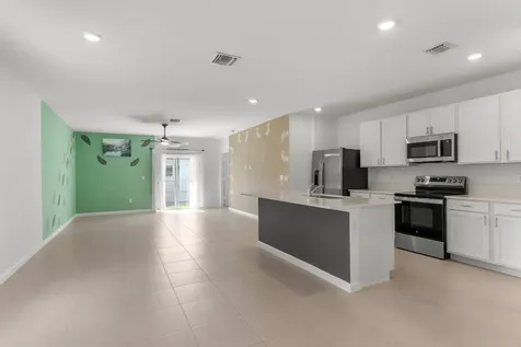 2405 88th Avenue Vero Beach FL 32966