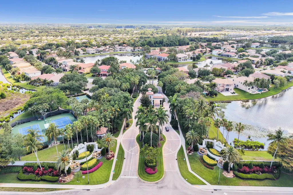 7347 Denicola Lane Lake Worth FL 33467