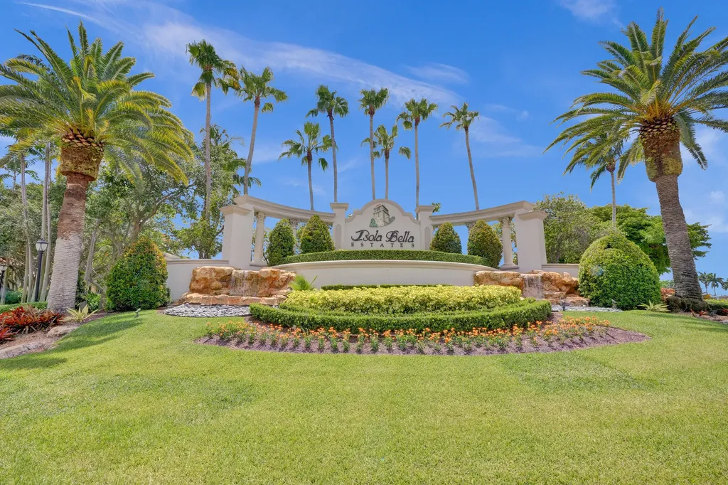 7347 Denicola Lane Lake Worth FL 33467