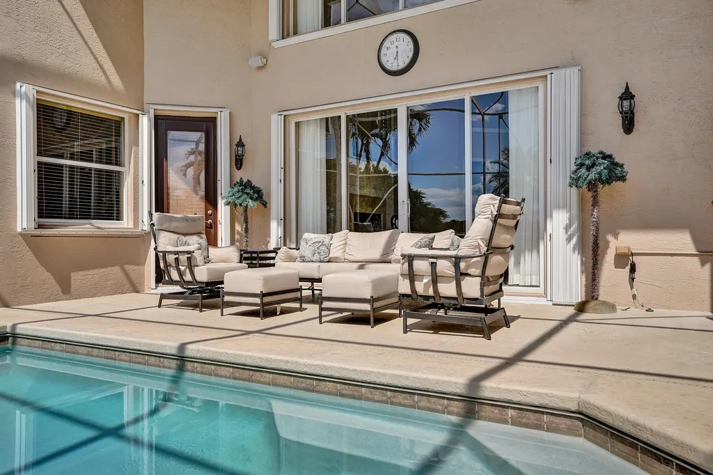 7347 Denicola Lane Lake Worth FL 33467