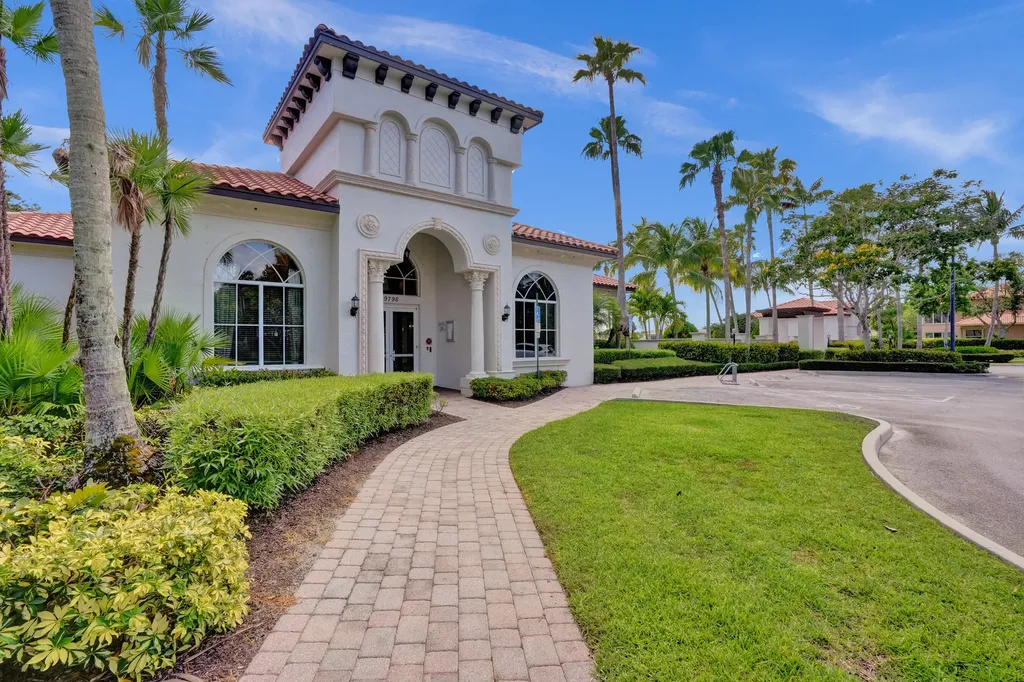 7347 Denicola Lane Lake Worth FL 33467