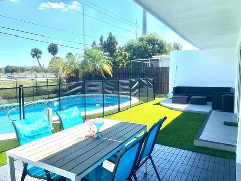 3705 Garden Lane Miramar FL 33023