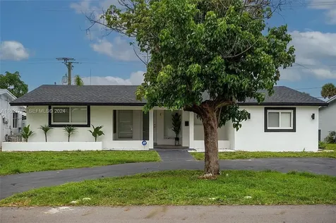 3705 Garden Lane Miramar FL 33023