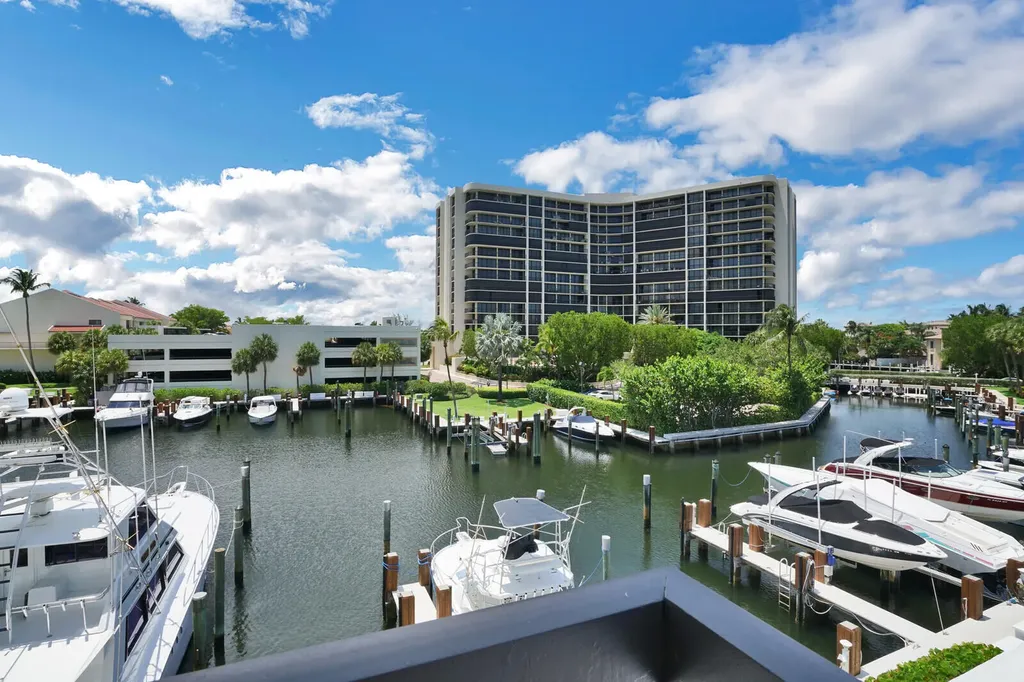 4748 S Ocean Boulevard Highland Beach FL 33487