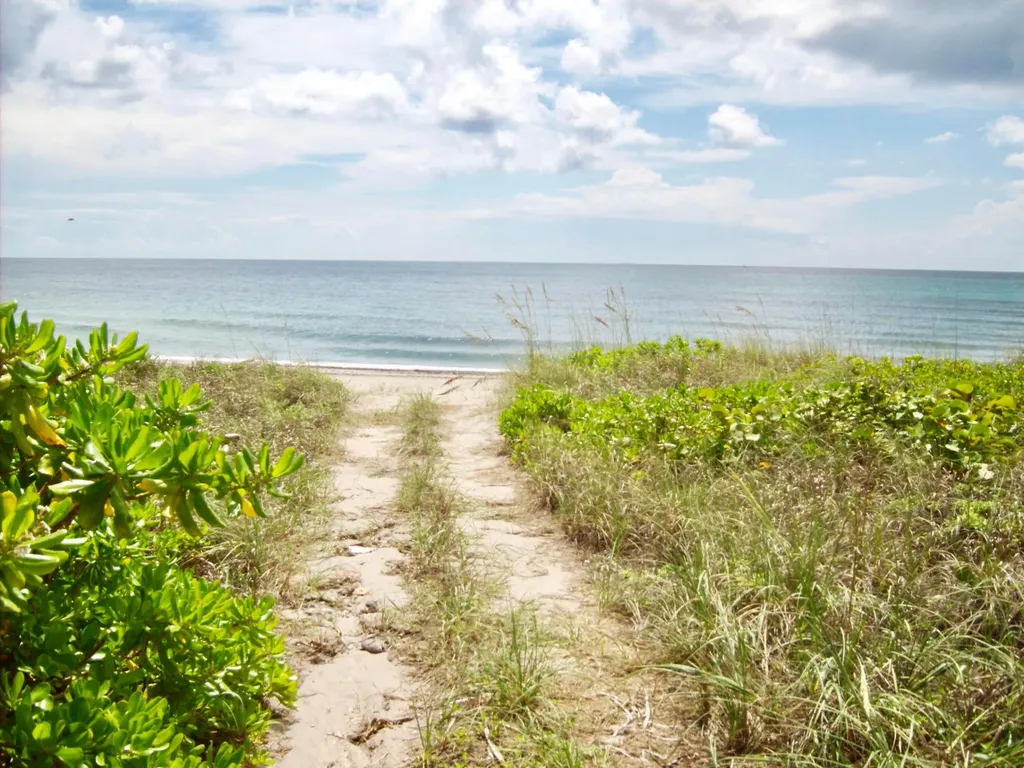 4748 S Ocean Boulevard Highland Beach FL 33487
