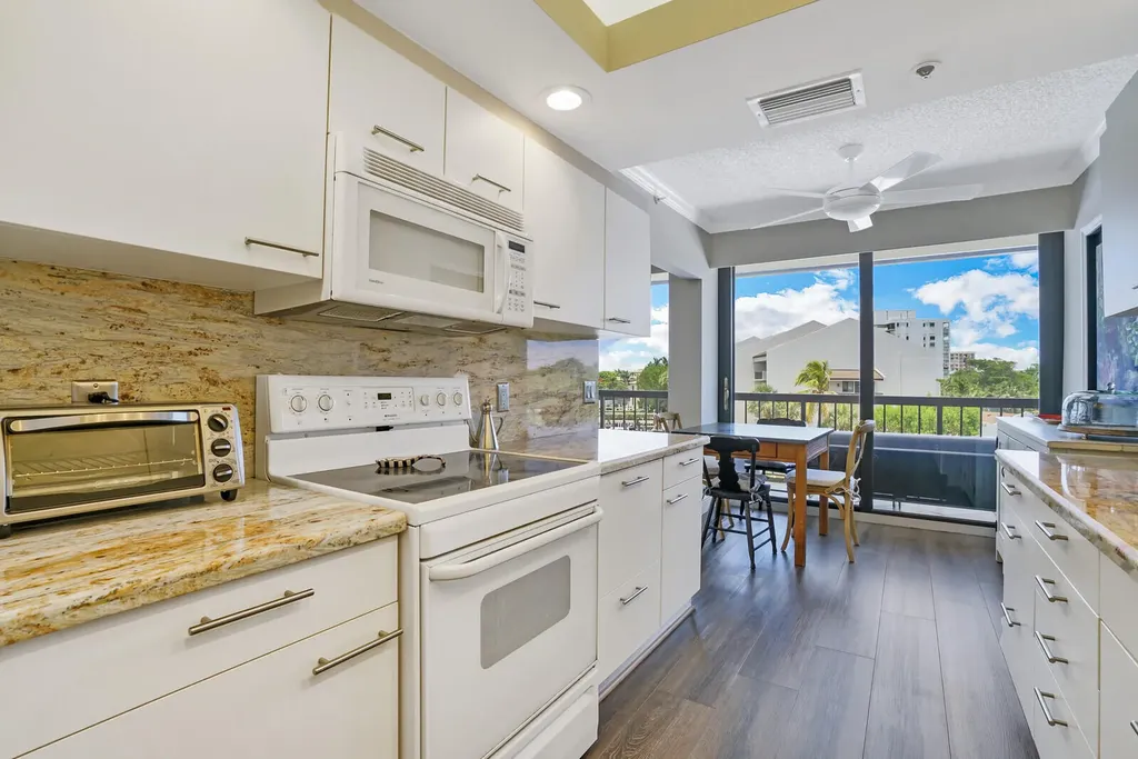 4748 S Ocean Boulevard Highland Beach FL 33487