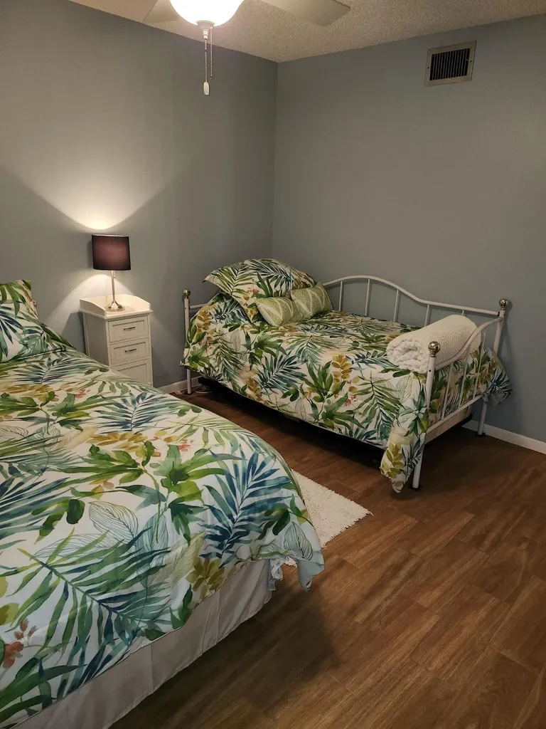 101 Country Lane Boynton Beach FL 33435