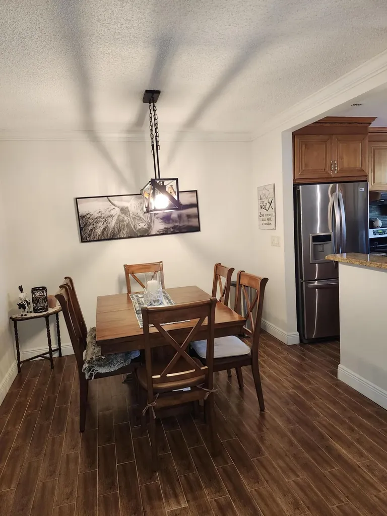 101 Country Lane Boynton Beach FL 33435