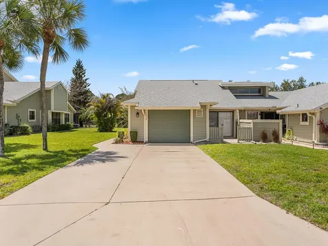 1526 SE Dewberry Court Port St Lucie FL 34952