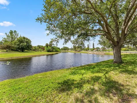 1526 SE Dewberry Court Port St Lucie FL 34952
