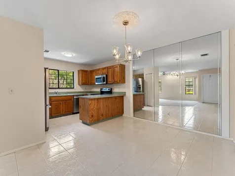 1526 SE Dewberry Court Port St Lucie FL 34952