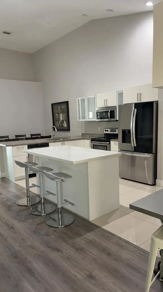 521 W Palm Aire Drive Pompano Beach FL 33069