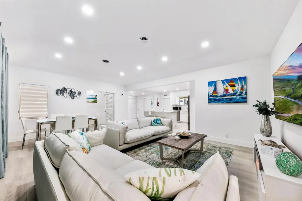 3329 NE 17th Street Fort Lauderdale FL 33305