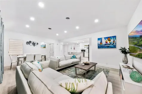 3329 NE 17th Street Fort Lauderdale FL 33305