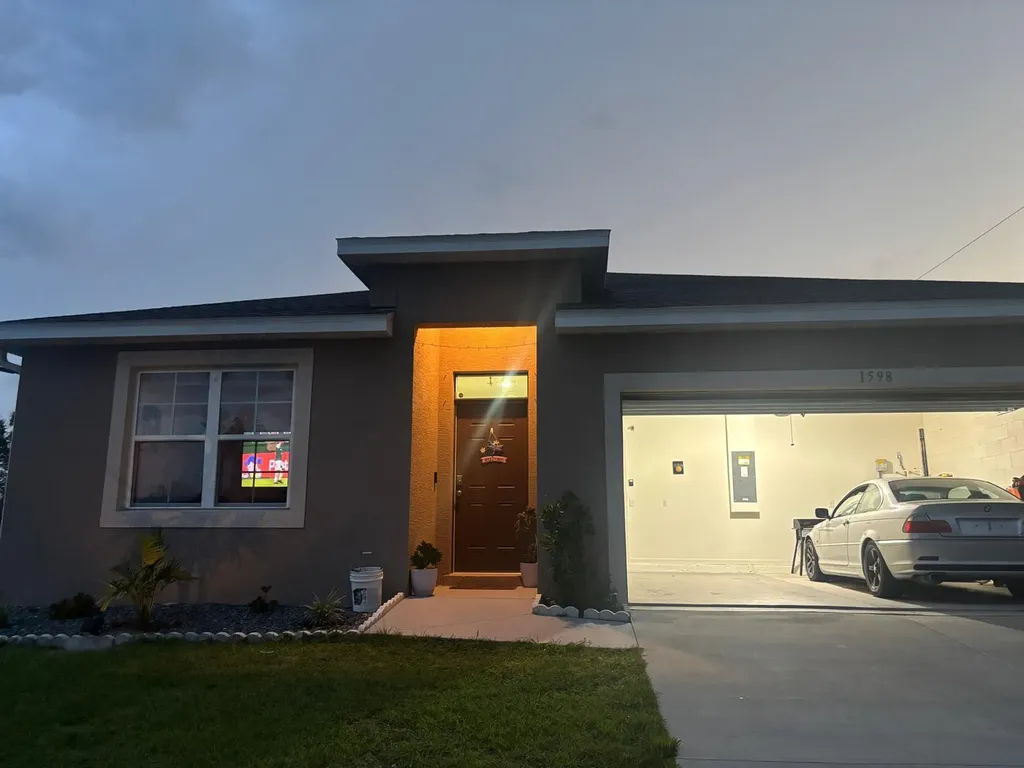 1598 Leeward Avenue SE Palm Bay FL 32909