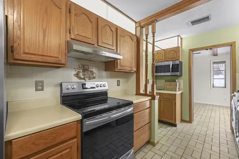 1720 SW 10th Street Boca Raton FL 33486
