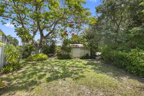 1720 SW 10th Street Boca Raton FL 33486