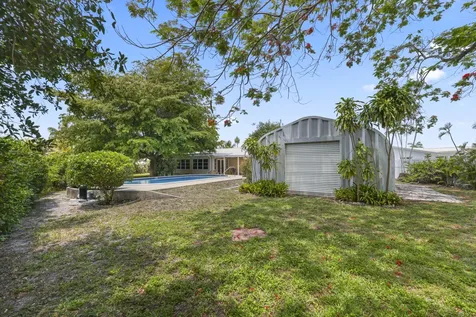 1720 SW 10th Street Boca Raton FL 33486