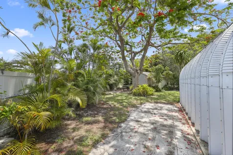 1720 SW 10th Street Boca Raton FL 33486