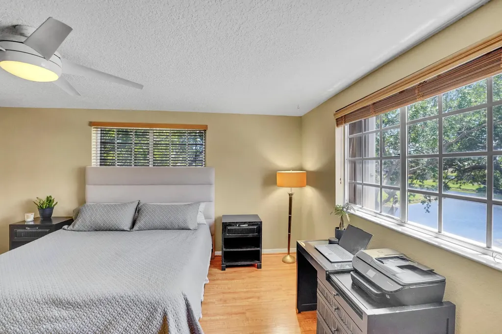 9499 NW 42nd Street Sunrise FL 33351