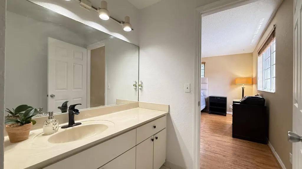 9499 NW 42nd Street Sunrise FL 33351