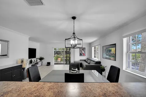 9499 NW 42nd Street Sunrise FL 33351
