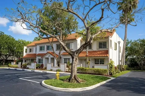 9499 NW 42nd Street Sunrise FL 33351