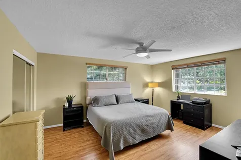 9499 NW 42nd Street Sunrise FL 33351
