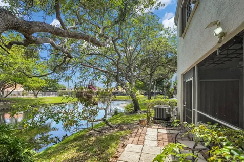9499 NW 42nd Street Sunrise FL 33351