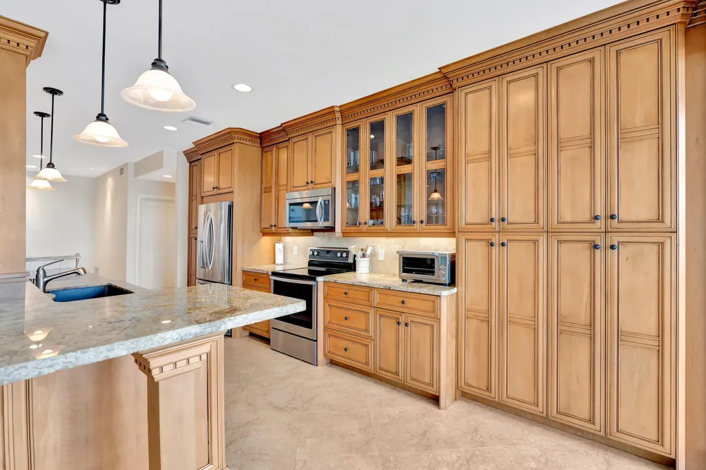2704 Captains Way Jupiter FL 33477