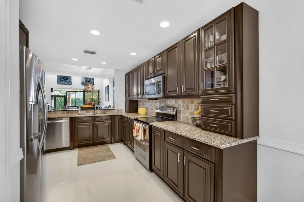 906 Windermere Way Palm Beach Gardens FL 33418