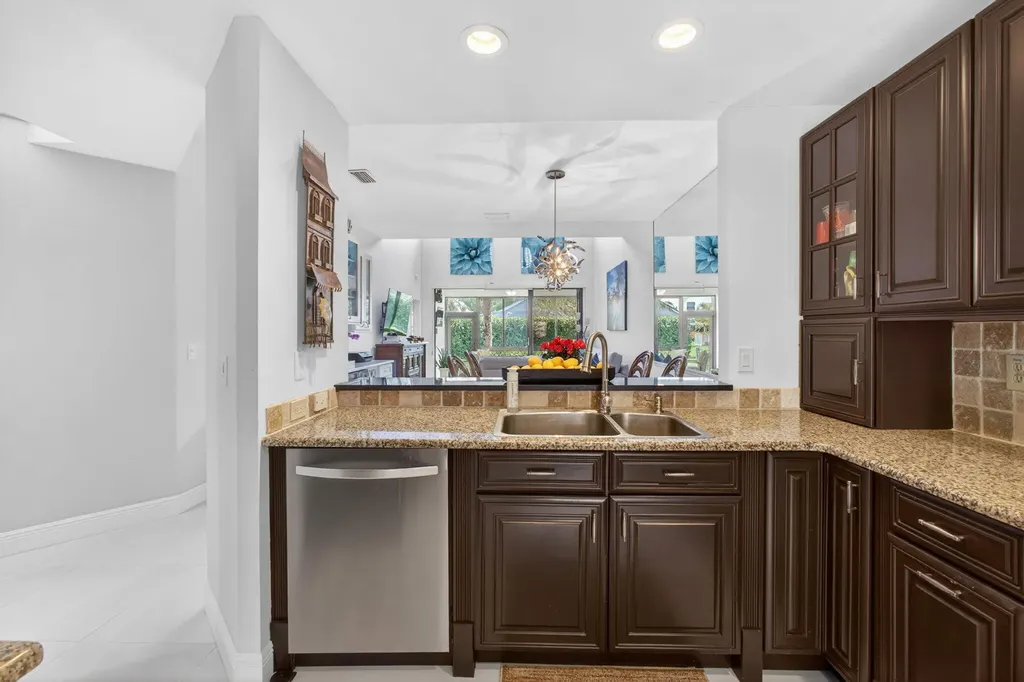 906 Windermere Way Palm Beach Gardens FL 33418