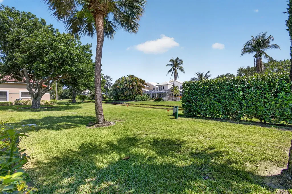 906 Windermere Way Palm Beach Gardens FL 33418