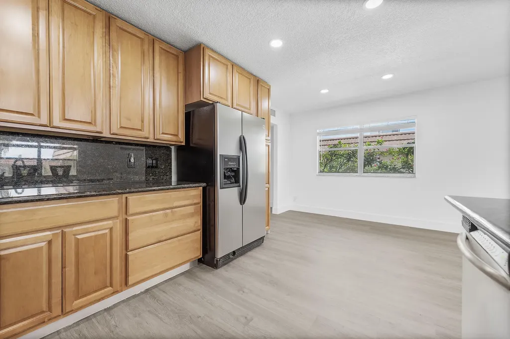 154 Seville G Delray Beach FL 33446