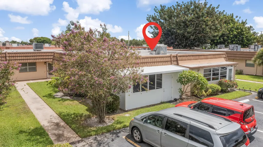 154 Seville G Delray Beach FL 33446