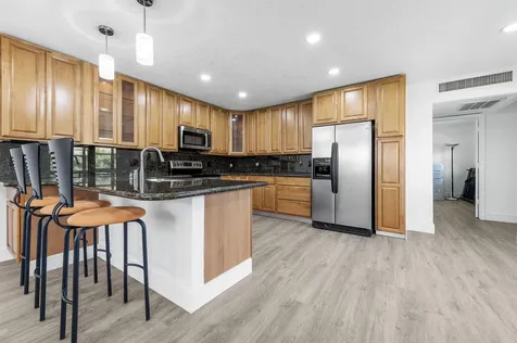 154 Seville G Delray Beach FL 33446